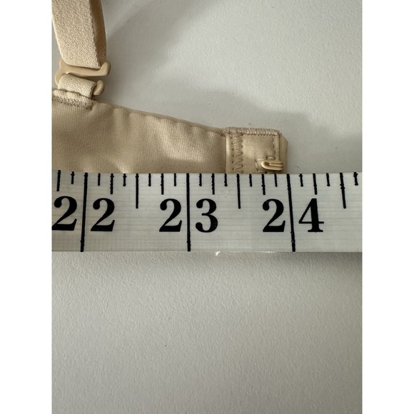 New Skims Fits Everybody‎ T Shirt Bra Size 32D Color Sand Intimates - Picture 6 of 6